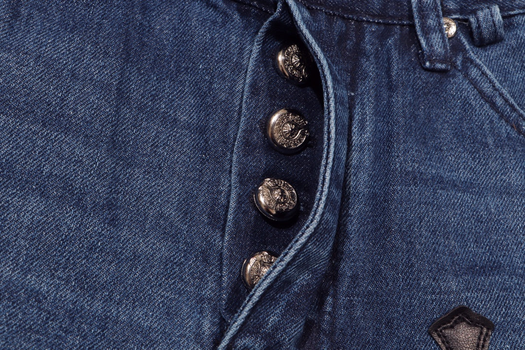 【CHROME HEARTS 公式旗艦店】ジーパン、ご好評に付き再入荷!