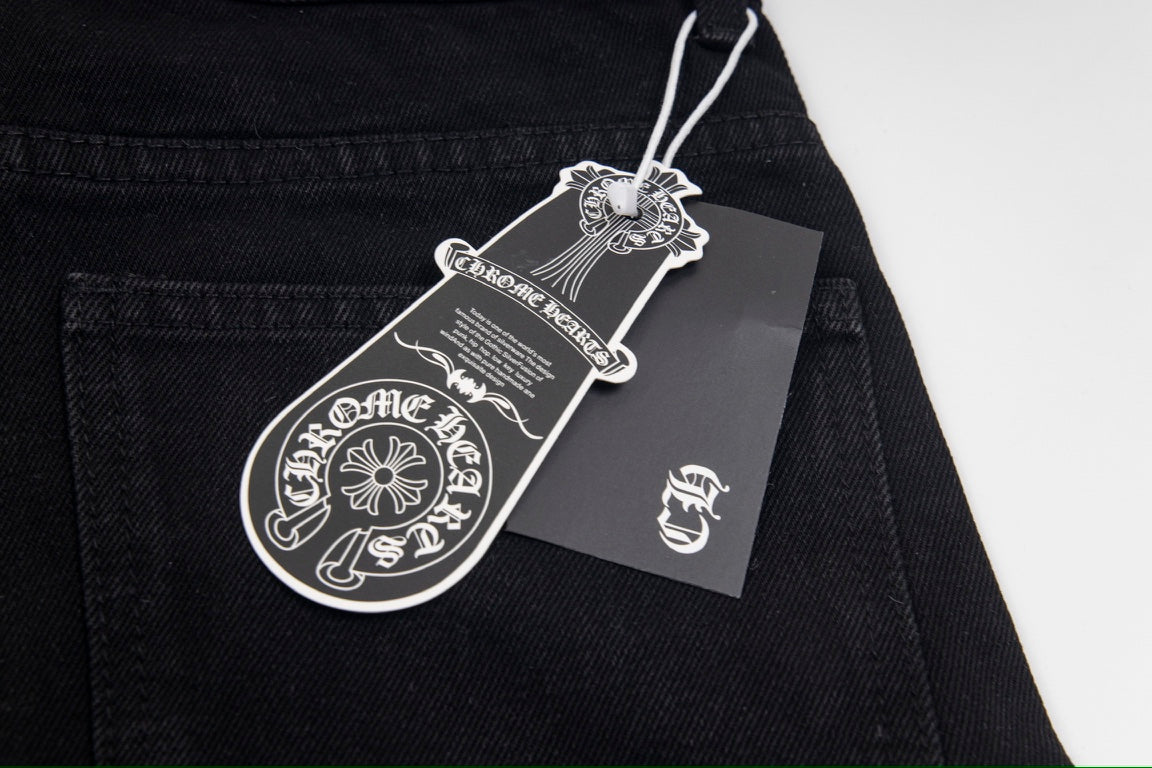 【CHROME HEARTS 公式旗艦店】ジーパン、ご好評に付き再入荷!