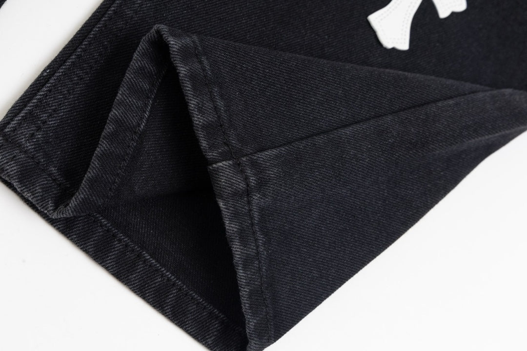 【CHROME HEARTS 公式旗艦店】ジーパン、ご好評に付き再入荷!