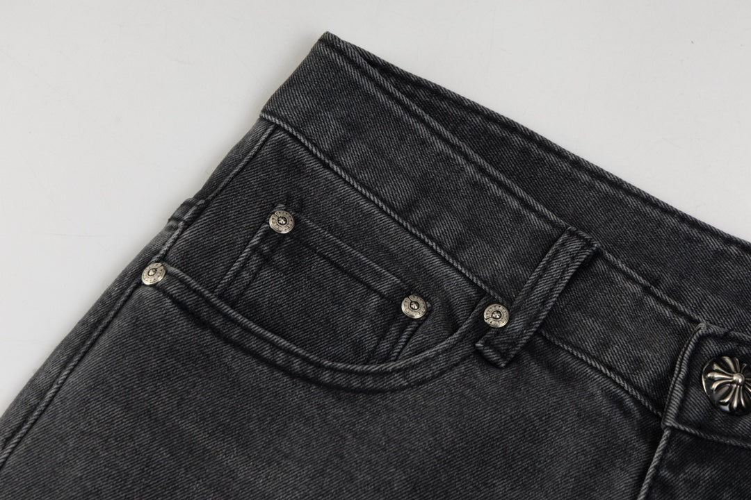 【CHROME HEARTS 公式旗艦店】ジーパン、ご好評に付き再入荷!