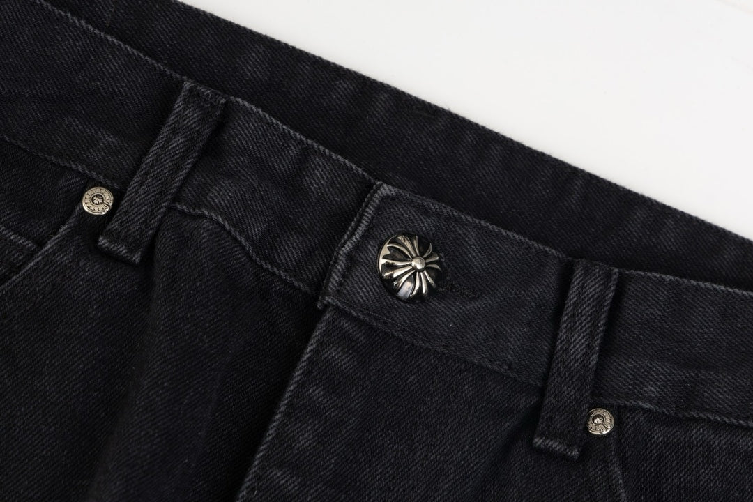 【CHROME HEARTS 公式旗艦店】ジーパン、ご好評に付き再入荷!