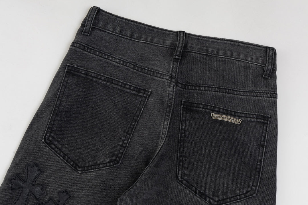 【CHROME HEARTS 公式旗艦店】ジーパン、ご好評に付き再入荷!