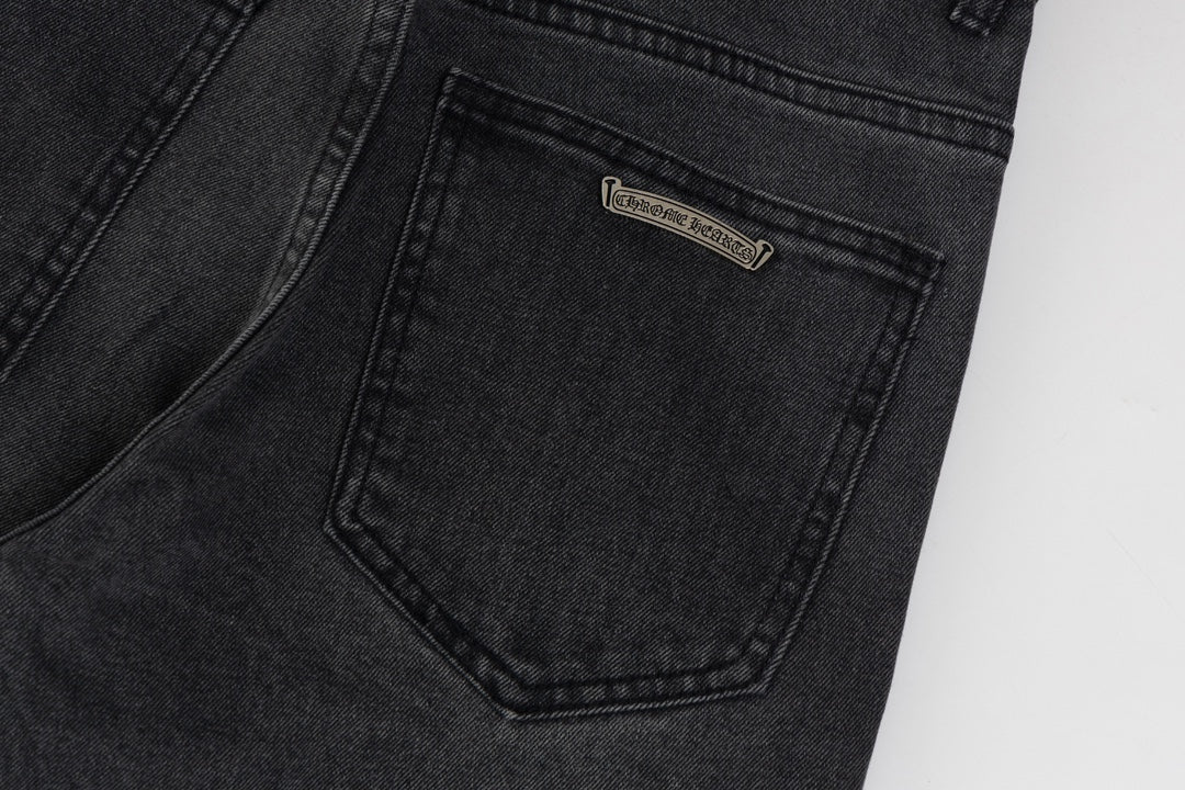 【CHROME HEARTS 公式旗艦店】ジーパン、ご好評に付き再入荷!