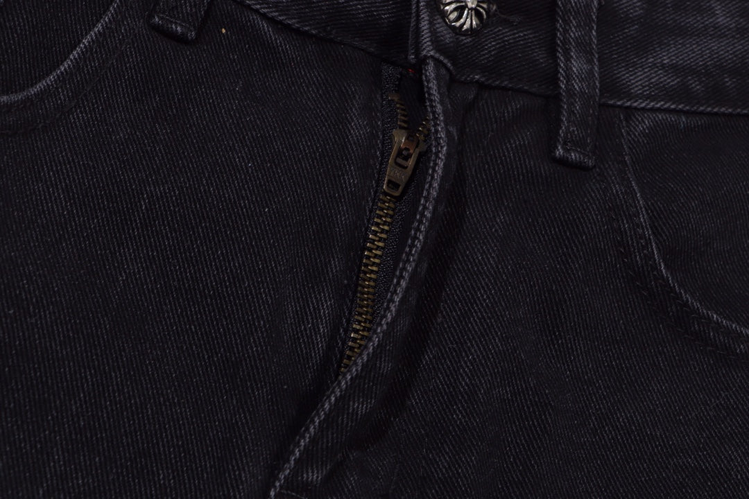 【CHROME HEARTS 公式旗艦店】ジーパン、ご好評に付き再入荷!